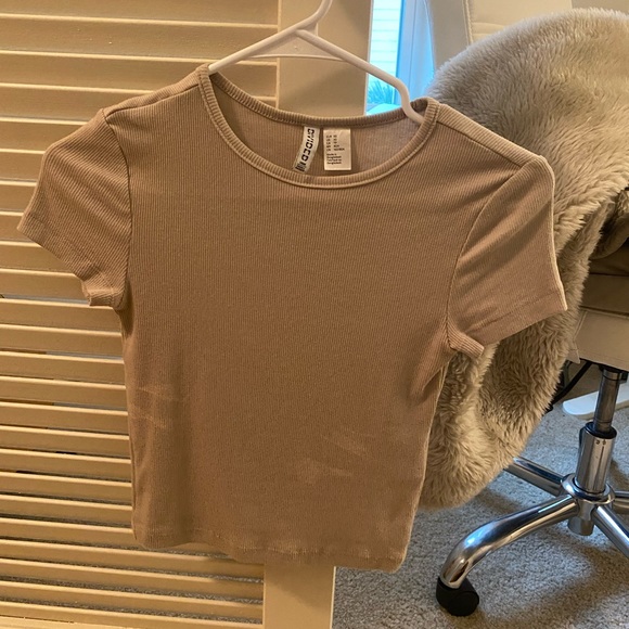 H and M crop top - Picture 1 of 2